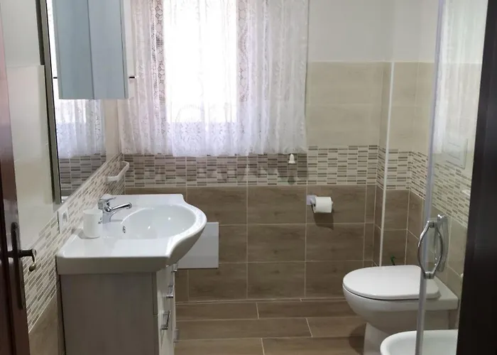 דירה Residenza Delle Rose למזיה טרמה